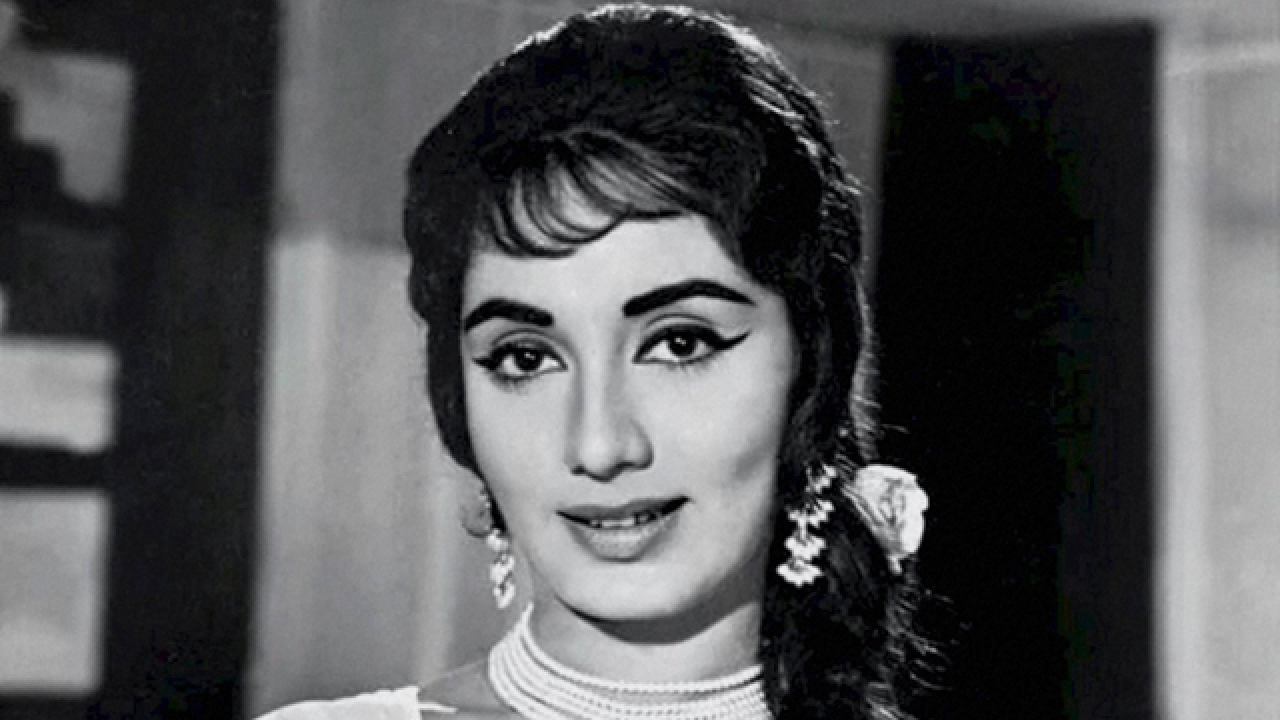 interesting-life-story-of-veteran-bollywood-actress-sadhna