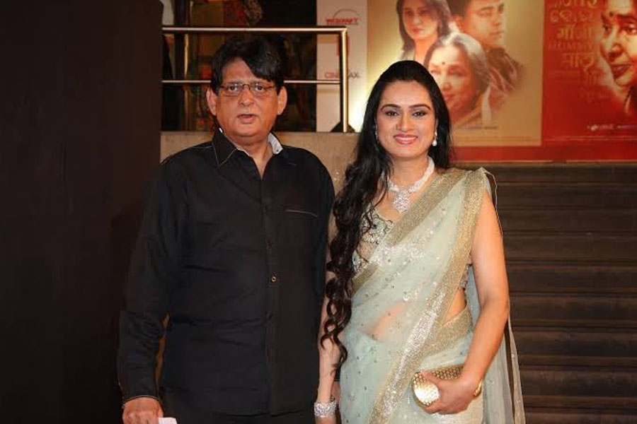 padmini kolhapure	with husband