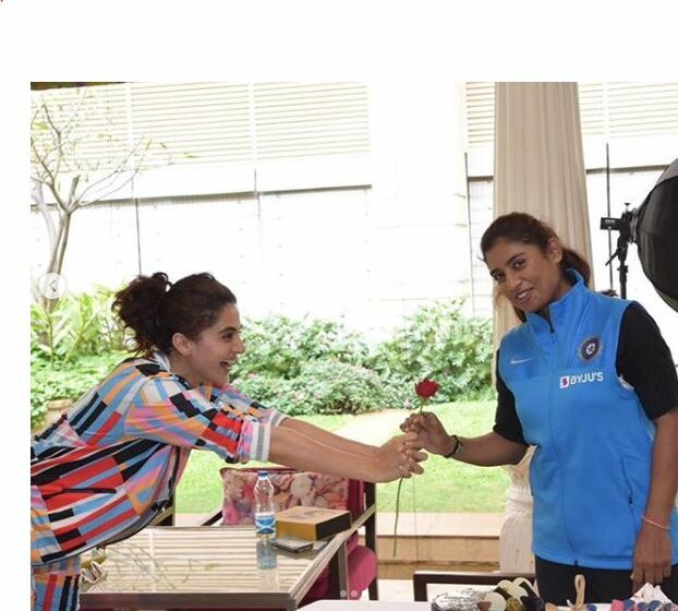 Taapsee-Pannu-and-Mithali-Raj