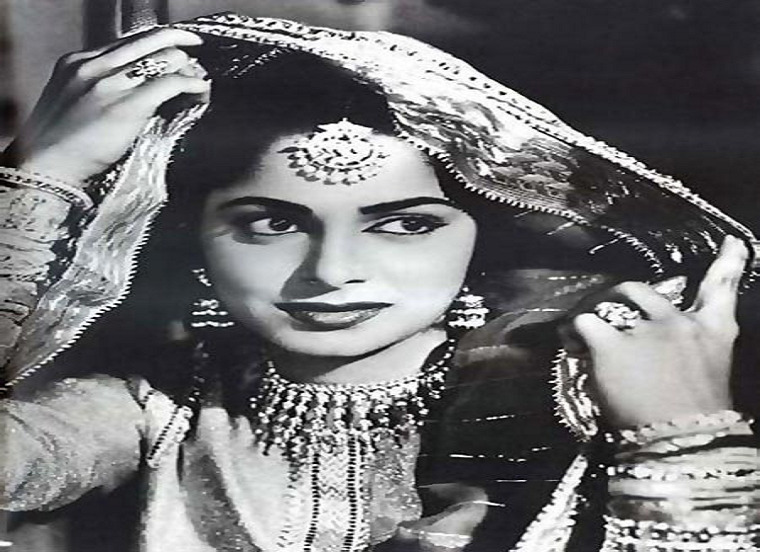 Actress-Waheeda-Rehman