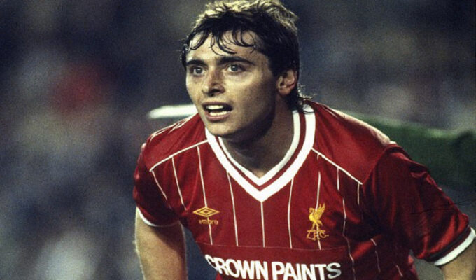 Michael-Robinson-Footballer