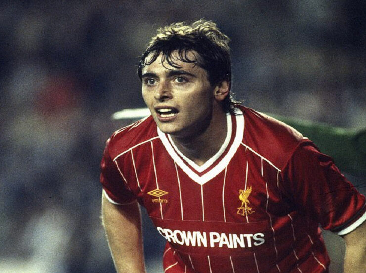 Michael-Robinson-Footballer