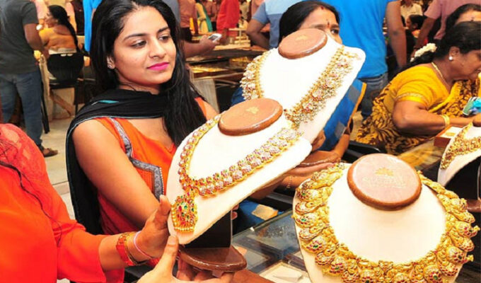 Gold-demand-Down-India