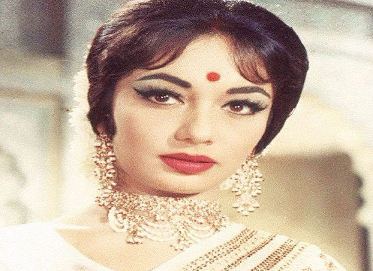 interesting-life-story-of-veteran-bollywood-actress-sadhna