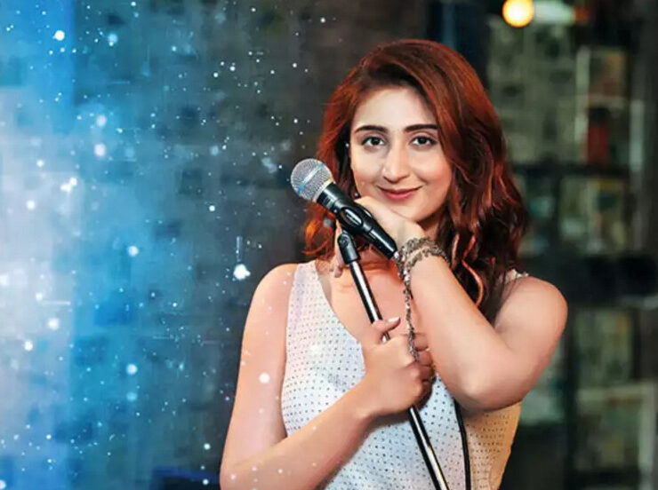Dhvani-Bhanushali-Biography