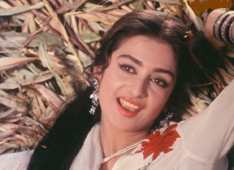 Actress-Saira-Bano