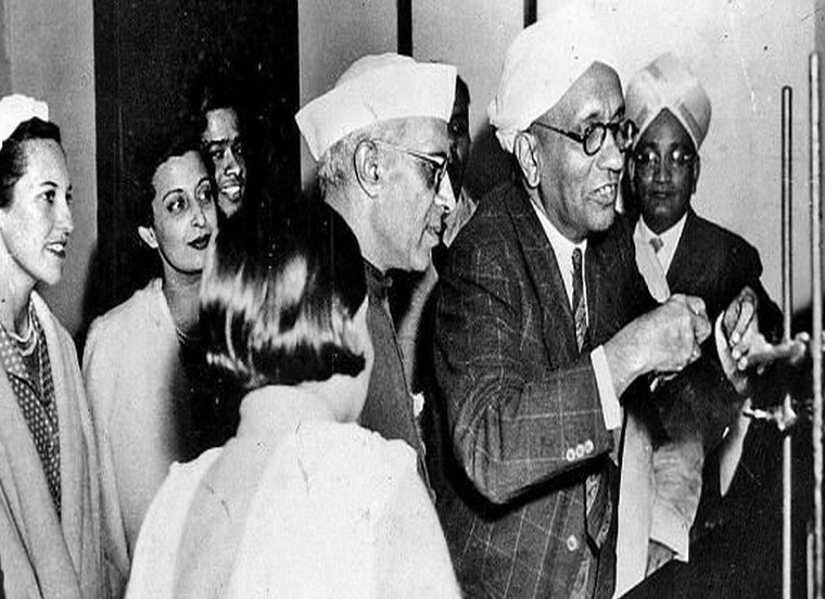 CV-Raman-with-Pandit-Nehru